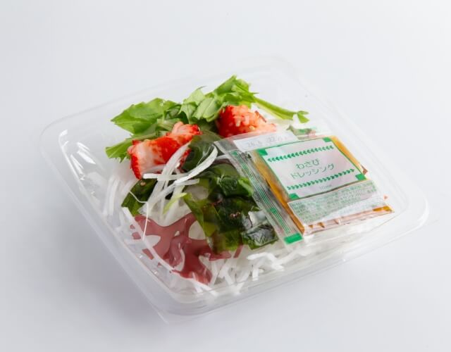 海藻とかにかまのサラダの画像